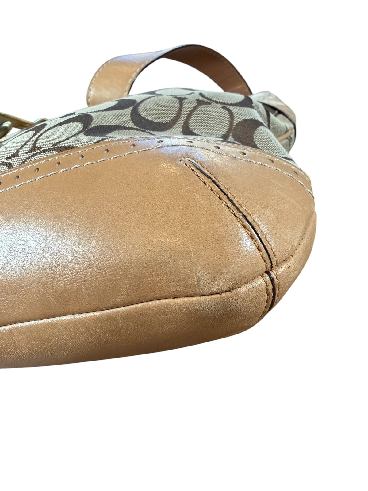 Coach Hamptons Slim Signature Hobo (2007)