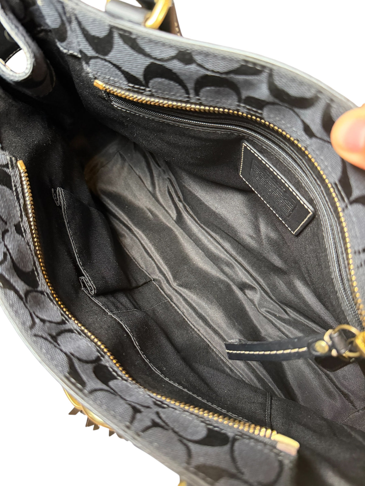 Coach Hamptons Signature Carryall Satchel (2007)