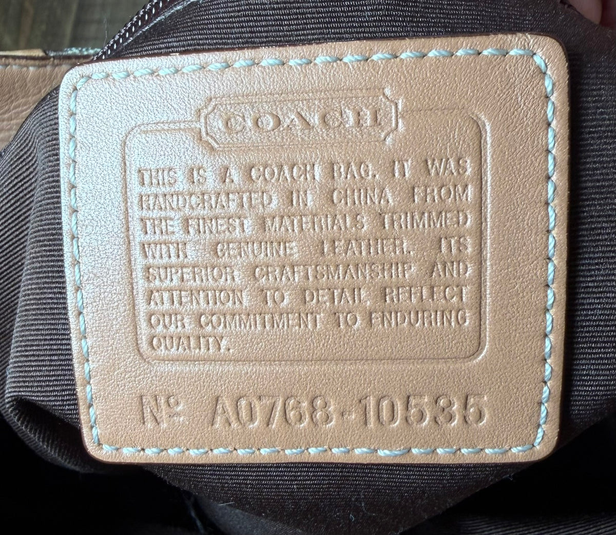 Coach Hamptons Slim Signature Hobo (2007)